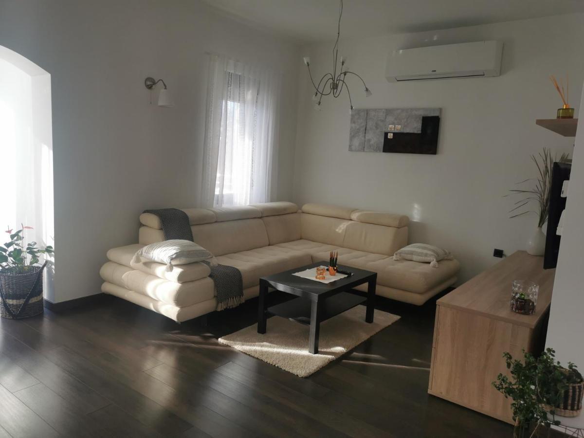 Apartmani Nika Риека Экстерьер фото